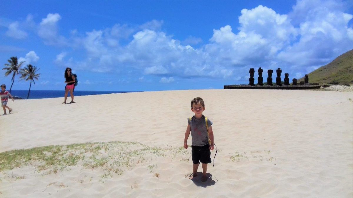 Île de Pâques (Rapa Nui) : Anakena… les Moaï vont à la plage